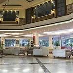 Venus منتجع 4*