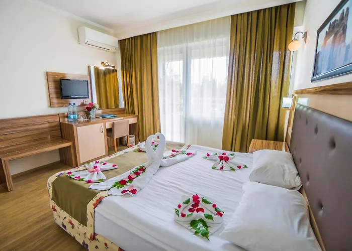 Курортний комплекс Venus 4*